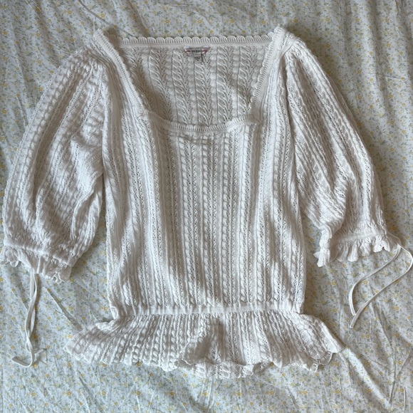 Guess Tops - Guess XS Crochet White 3 Quarter Sleeve Coquette babydoll Top 🎀